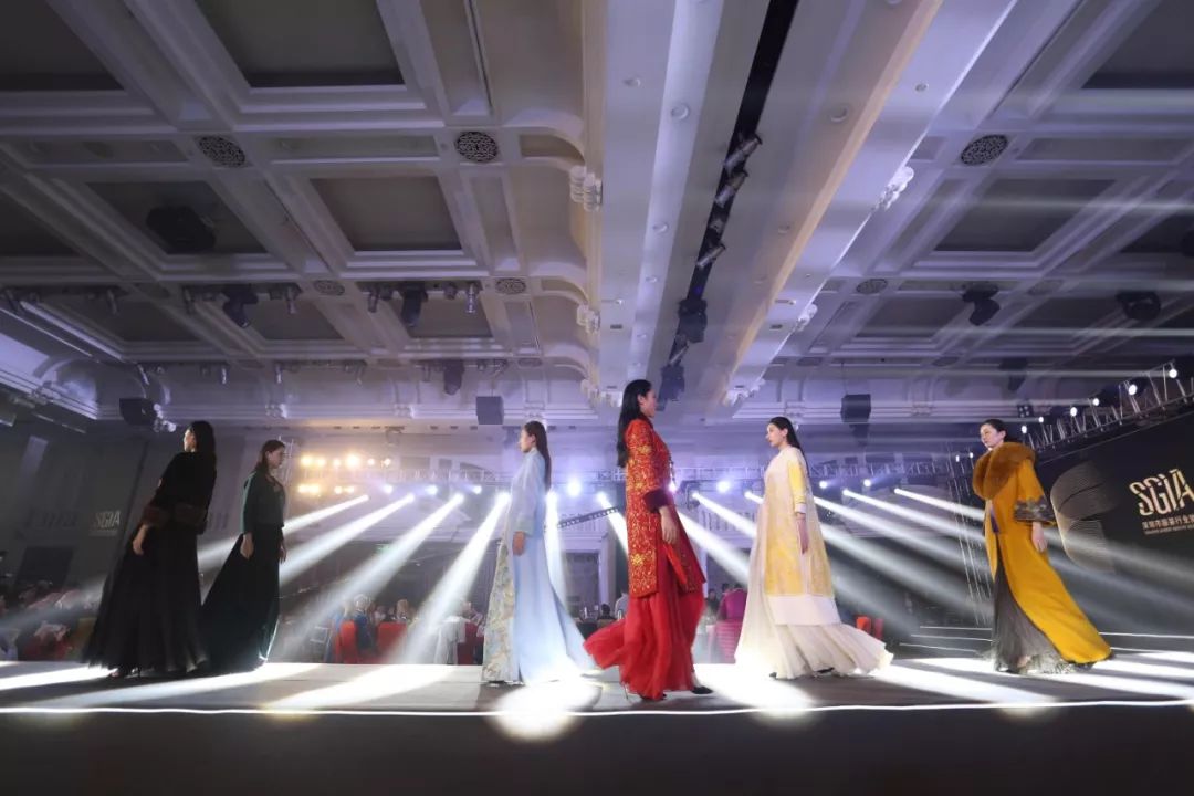 為什么要到重慶美術(shù)培訓(xùn)學(xué)校學(xué)畫畫？高薪行業(yè)只有美術(shù)生能駕馭！